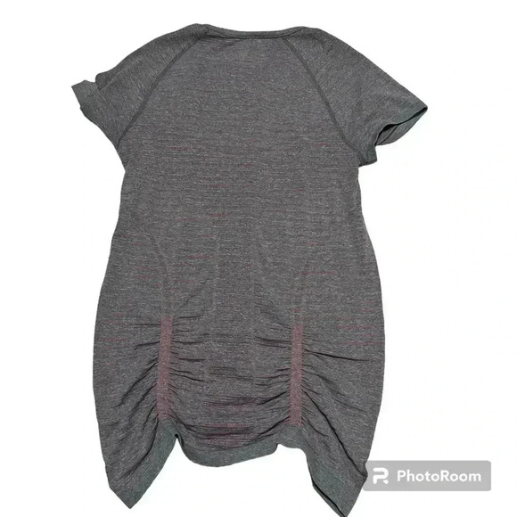 Athleta Fast Track Short Sleeve Stripe Workout active Size M - Picture 1 of 5